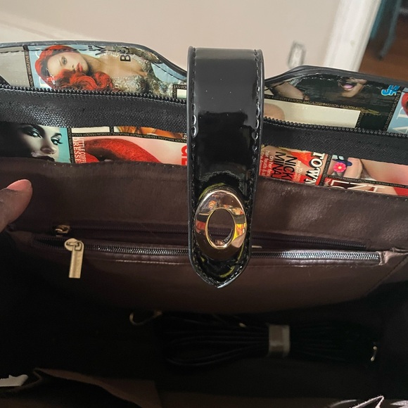 Large Magazine design tote - Picture 4 of 7